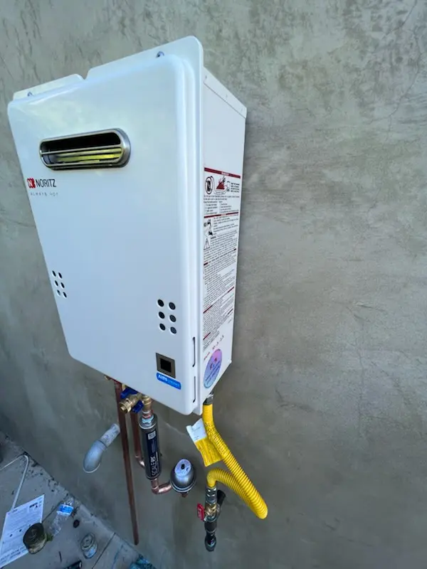 Tankless water heater installation for Wooded Hills homes